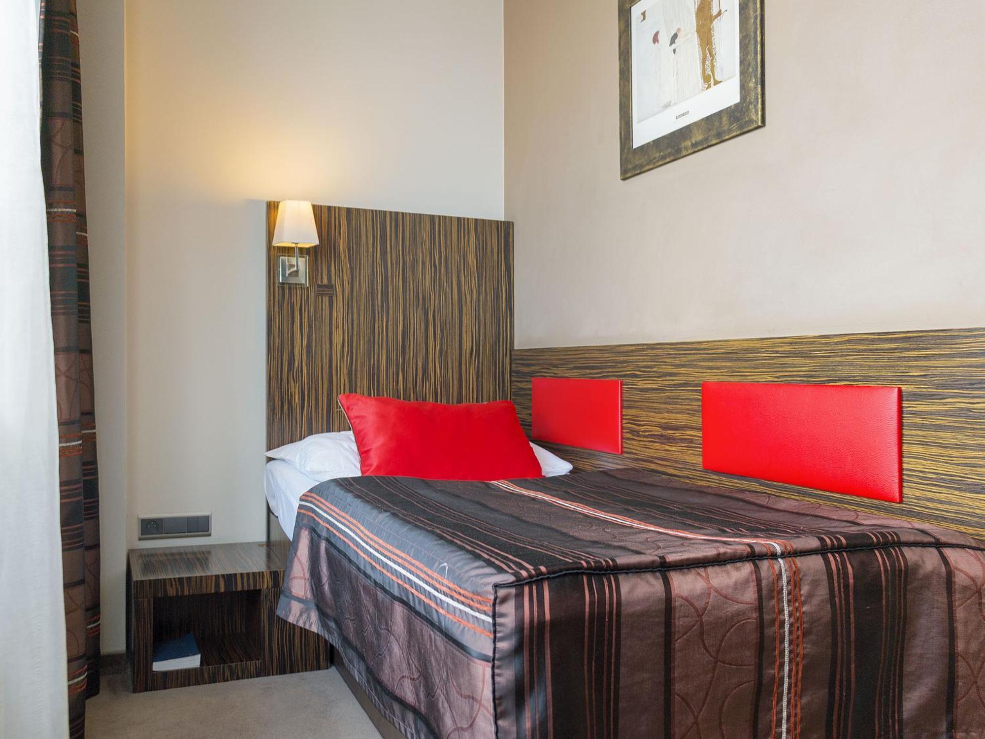 Ea Hotel Crystal Palace — Photos 3